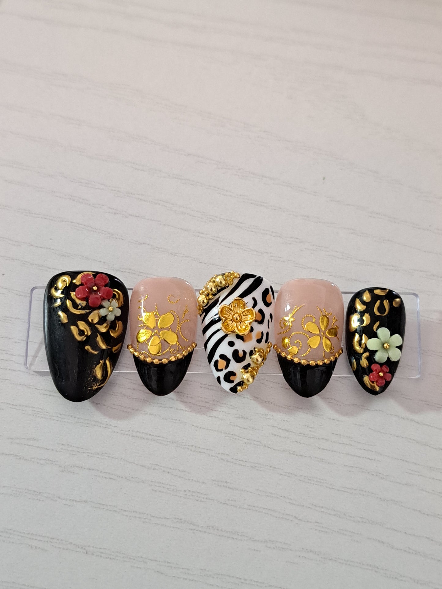 The Chimera Hybrid Lineage